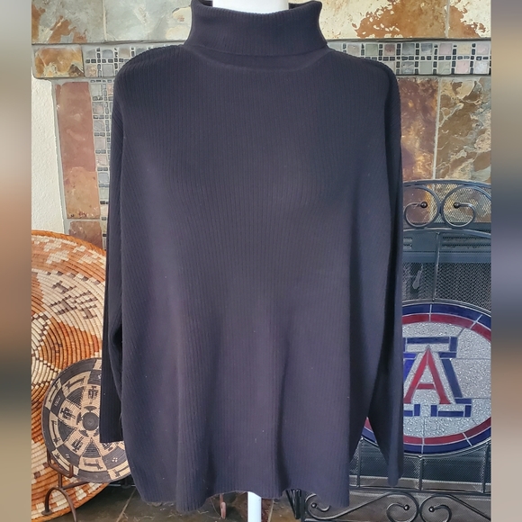 Womens pre-loved turtleneck sweater - Picture 2 of 4